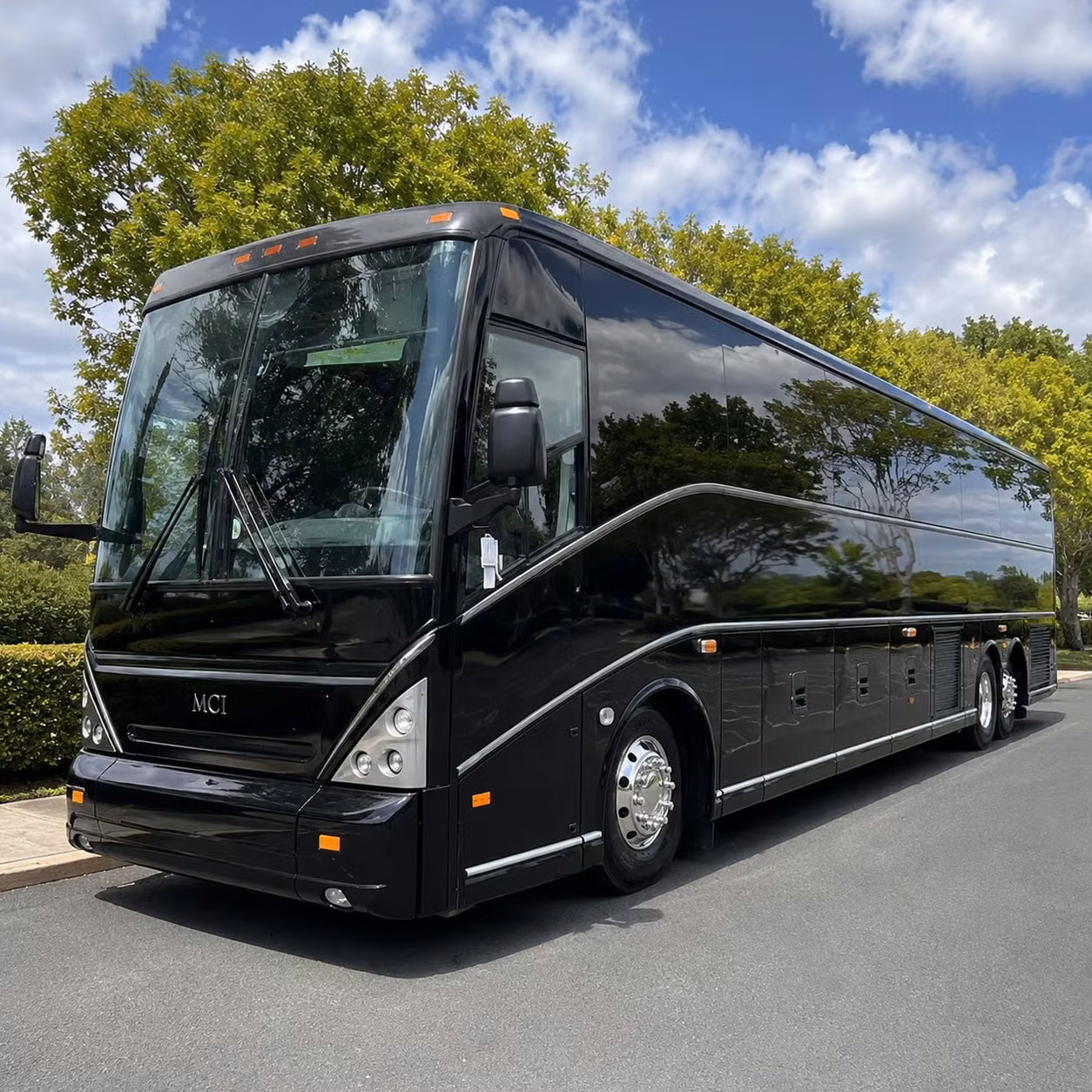 charter a bus from centennial to ball arena for the biggest shows in denver